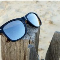 Comment choisir ses lunettes en bois pour partir en vacances ?